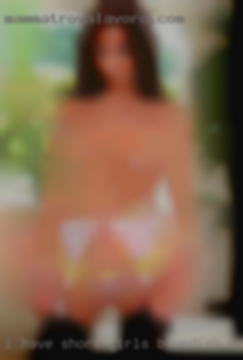 I have short girls blondish brown naked milit.